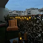 Stylish Studio W Balcony In 16Th - Eiffel Tower
